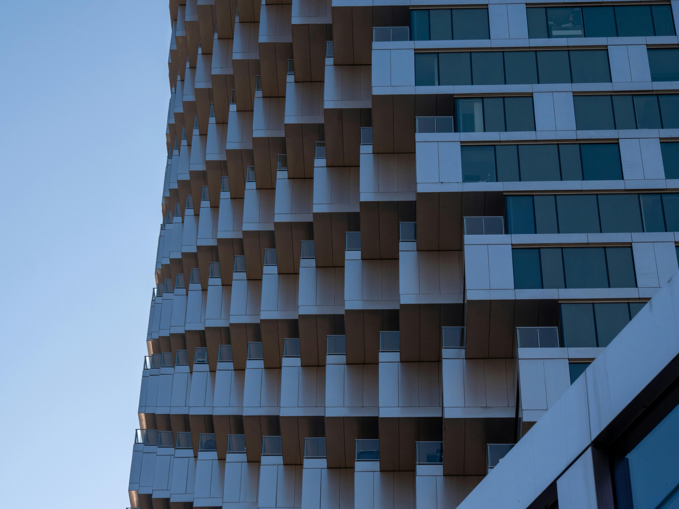 5 questions you need to ask before buying a condo